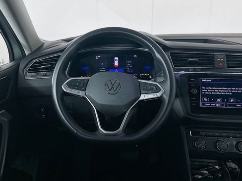 Used 2024 Volkswagen Tiguan Wolfsburg Edition image 17