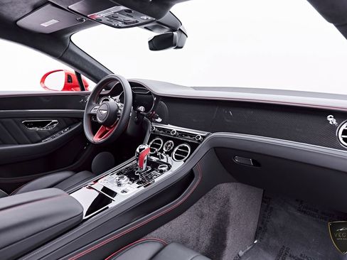 Used 2024 Bentley Continental GT AWD/4WD image 45