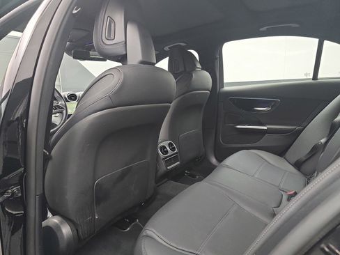 Used 2025 Mercedes-Benz C 300 Sedan image 40