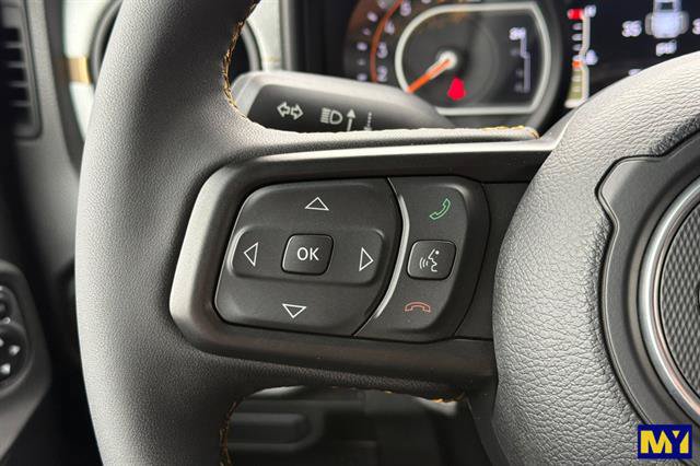 Used 2024 Jeep Gladiator Sport AWD/4WD image 29