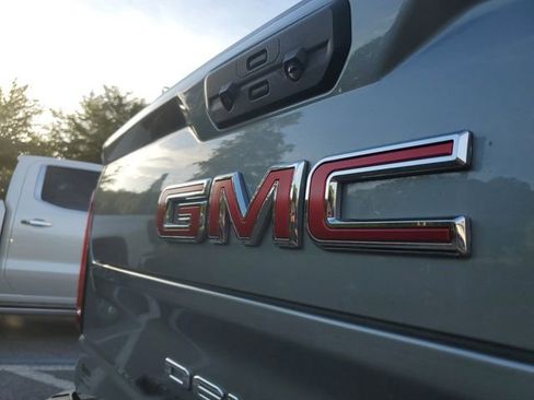 Used 2024 GMC Sierra 1500 Denali w/ Denali Reserve Package AWD/4WD image 6