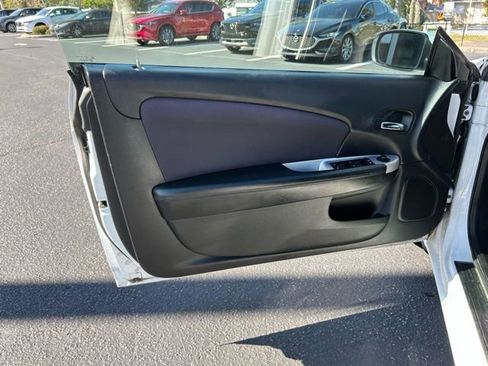 Used 2013 Chrysler 200 Touring image 12