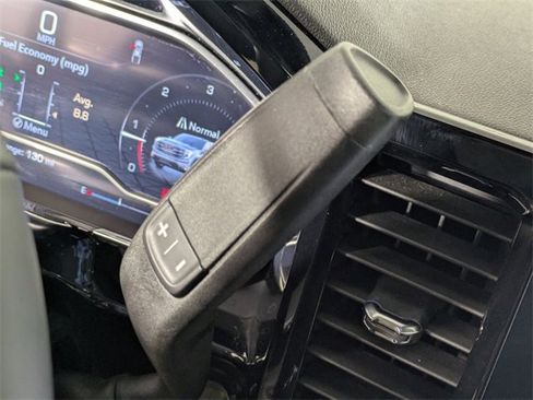 Used 2024 GMC Sierra 1500 Elevation image 24