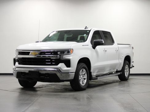 Used 2023 Chevrolet Silverado 1500 LT w/ Protection Package image 8
