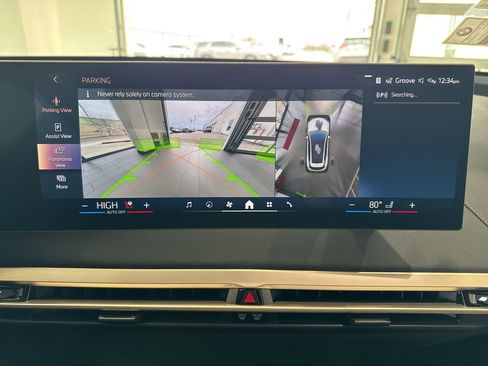 New 2026 BMW iX xDrive60 image 28