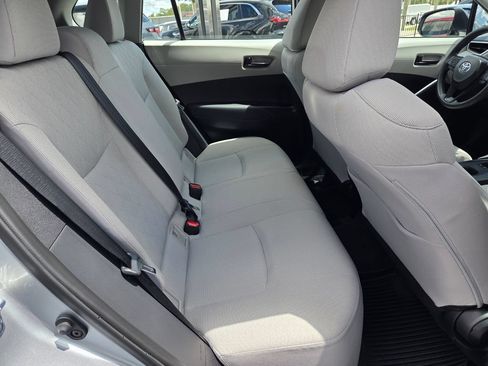 Used 2025 Toyota Corolla Cross L FWD image 13