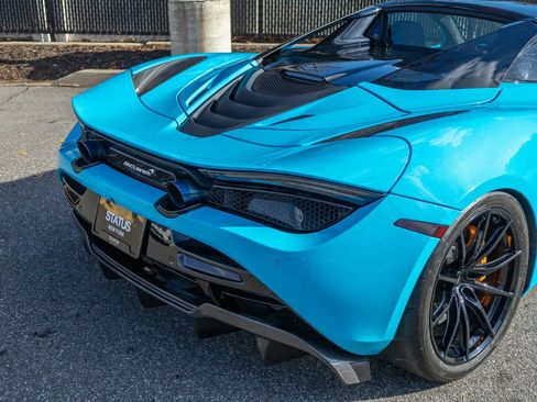 Used 2022 McLaren 720S Spider image 43
