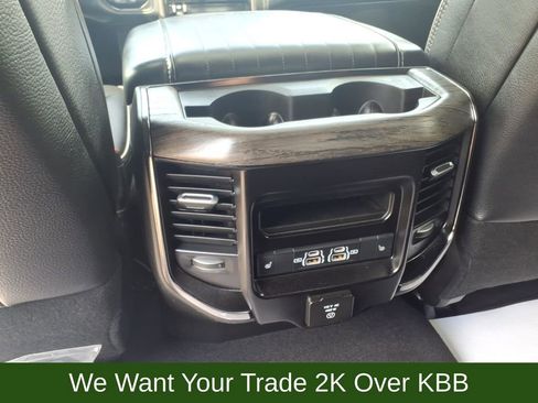 Used 2025 RAM 3500 Limited AWD/4WD image 15