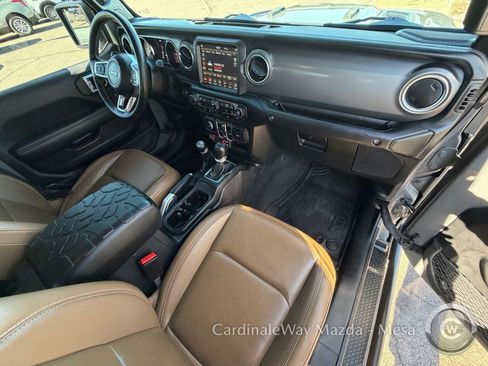 Used 2021 Jeep Gladiator Rubicon image 11