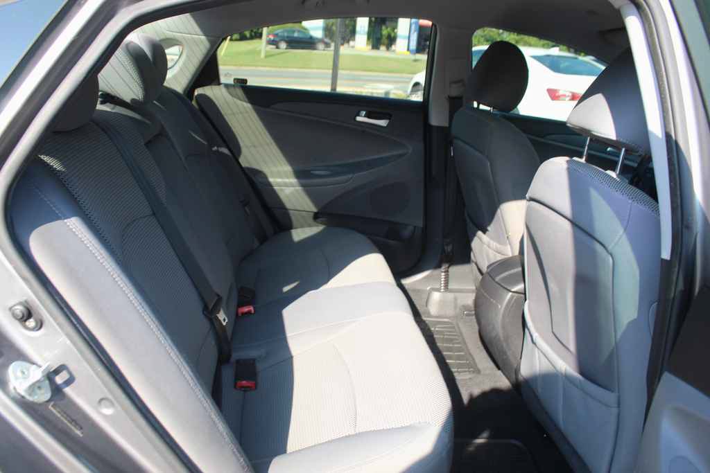 Used 2012 Hyundai Sonata GLS FWD image 27