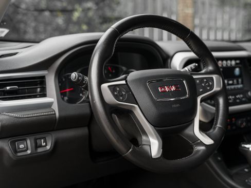 Used 2019 GMC Acadia SLT AWD/4WD image 8