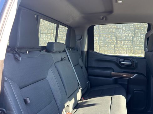 Used 2019 Chevrolet Silverado 1500 LT Trail Boss image 48