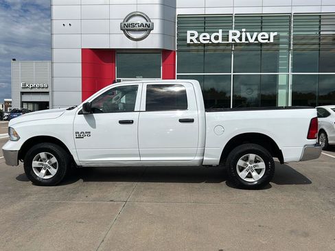 Used 2022 RAM 1500 Classic SLT w/ Electronics Group AWD/4WD image 2