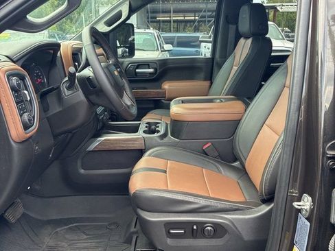 Used 2021 Chevrolet Silverado 3500 High Country AWD/4WD image 16