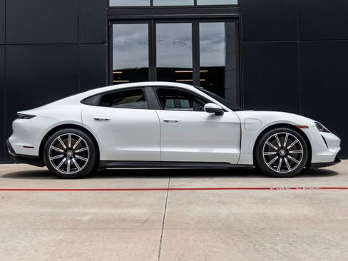 Certified 2021 Porsche Taycan RWD image 12