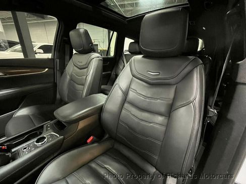 Used 2024 Cadillac XT6 Sport w/ LPO, ONYX Package image 20