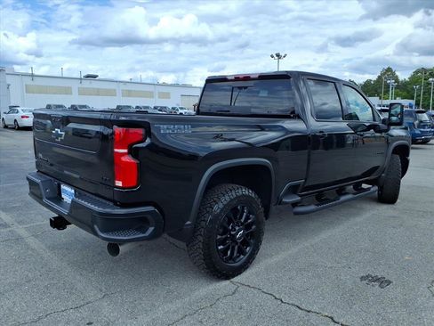 New 2026 Chevrolet Silverado 2500 LTZ w/ Trail Boss Package AWD/4WD image 4