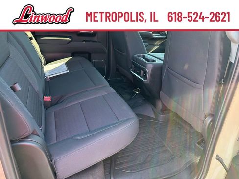 Used 2023 GMC Sierra 1500 Elevation AWD/4WD image 8