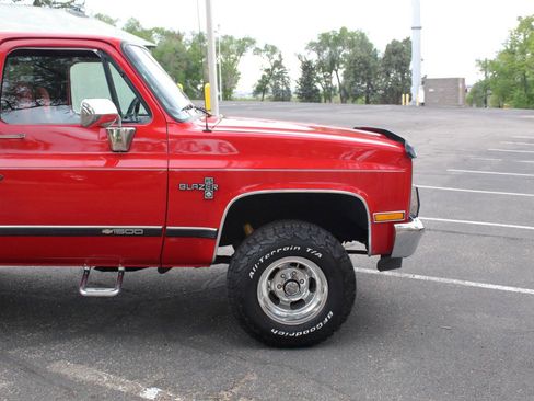 Used 1991 Chevrolet Blazer 4WD image 12