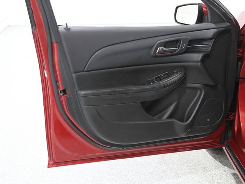 Used 2014 Chevrolet Malibu LT image 4