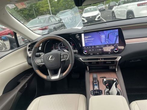 Used 2024 Lexus RX 350 Premium Plus w/ Convenience Package AWD/4WD image 8