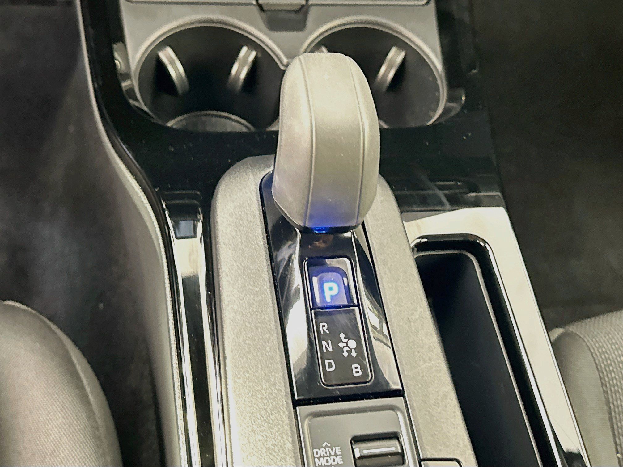 Used 2025 Toyota Prius LE FWD image 25