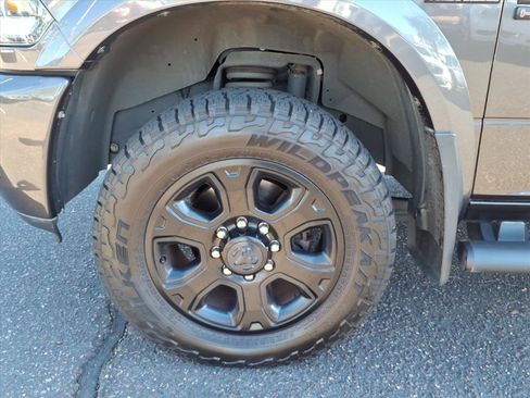 Used 2017 RAM 3500 Laramie w/ Sport Appearance Group image 9