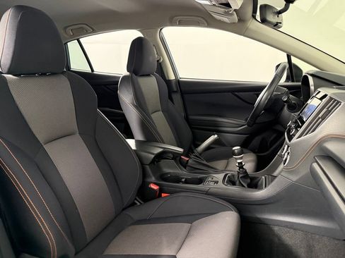 Used 2022 Subaru Crosstrek 2.0i Premium AWD/4WD image 17