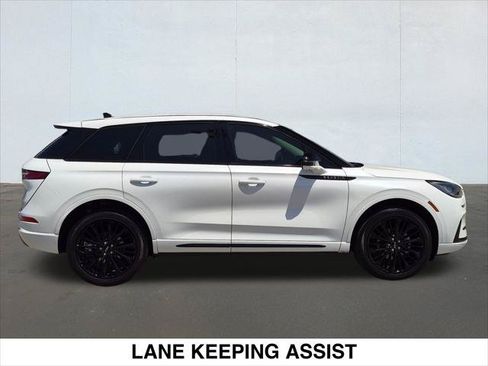 Certified 2024 Lincoln Corsair AWD w/ Equipment Group 101A image 4