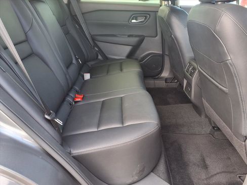 Certified 2023 Nissan Rogue SL image 13