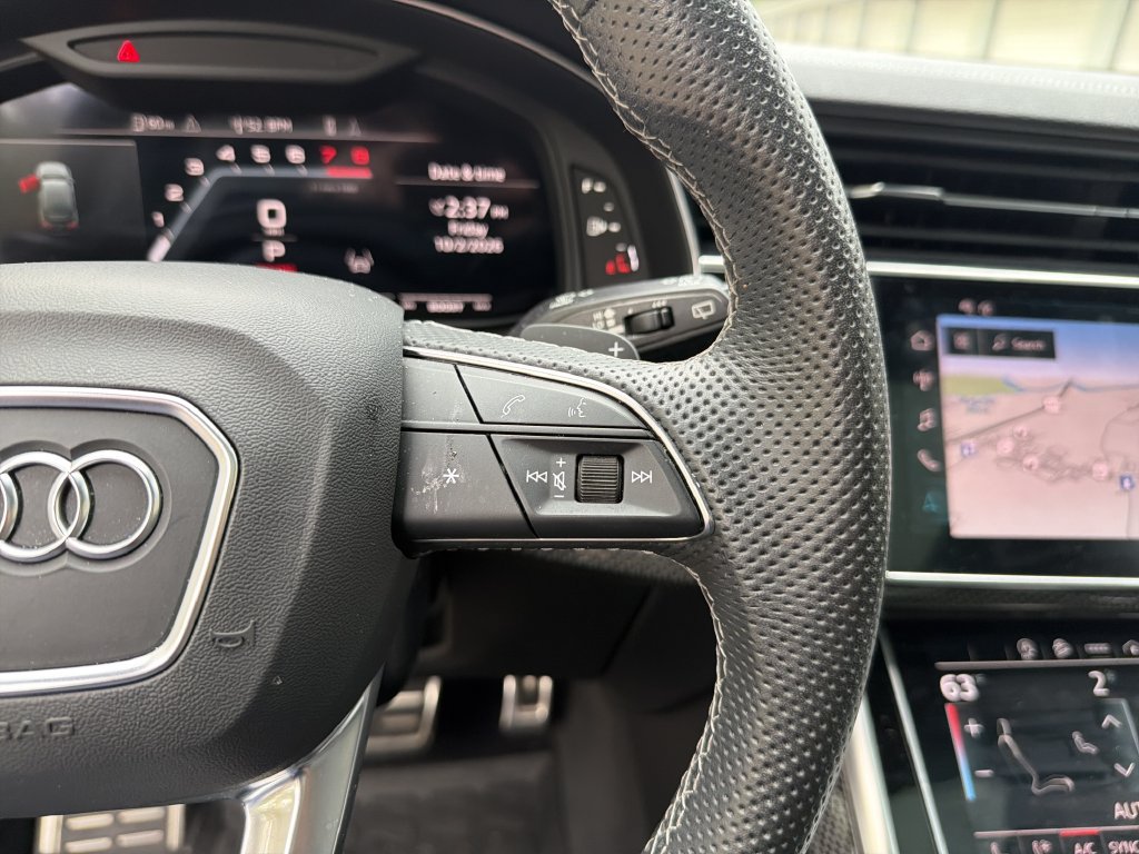 Used 2023 Audi SQ7 Premium Plus AWD/4WD image 12