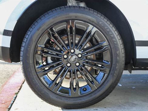 Certified 2024 Land Rover Range Rover Evoque S image 10