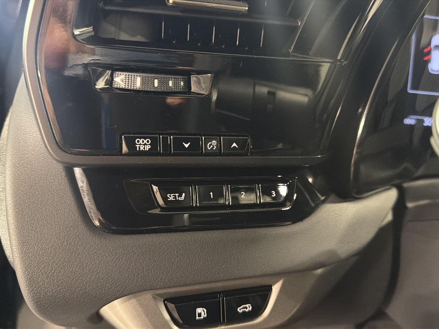 Used 2024 Lexus RX 350 Premium w/ Convenience Package AWD/4WD image 12