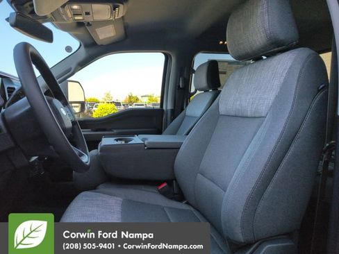 New 2026 Ford F250 XLT w/ XLT Premium Package AWD/4WD image 23