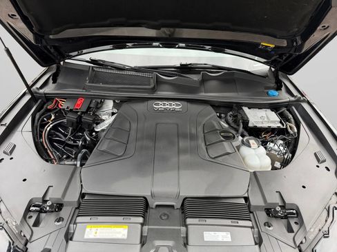 Used 2019 Audi Q7 3.0T Prestige w/ Prestige Package AWD/4WD image 37