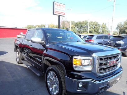 Used 2015 GMC Sierra 1500 SLT w/ SLT Crew Cab Value Package