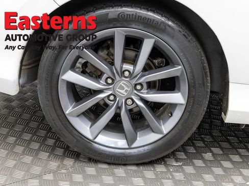 Used 2019 Honda Civic EX image 27