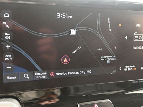 Certified 2023 Kia Sorento SX image 17