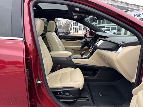 Used 2019 Cadillac XT5 Luxury image 33
