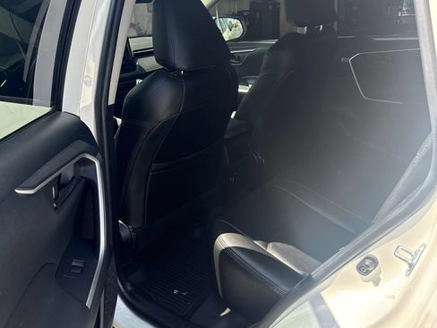 Used 2020 Toyota RAV4 LE w/ All Weather Liner Package FWD image 5