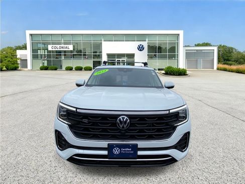 Certified 2024 Volkswagen Atlas SEL Premium R-Line AWD/4WD image 8