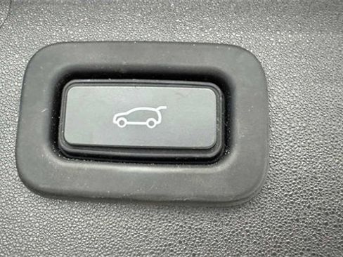 Used 2021 Land Rover Discovery Sport S image 37