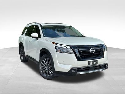 Certified 2023 Nissan Pathfinder SL w/ SL Premium Package