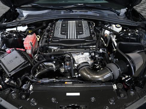 Used 2018 Chevrolet Camaro ZL1 RWD image 41