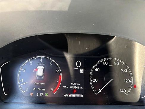 Used 2025 Honda Pilot Sport image 21