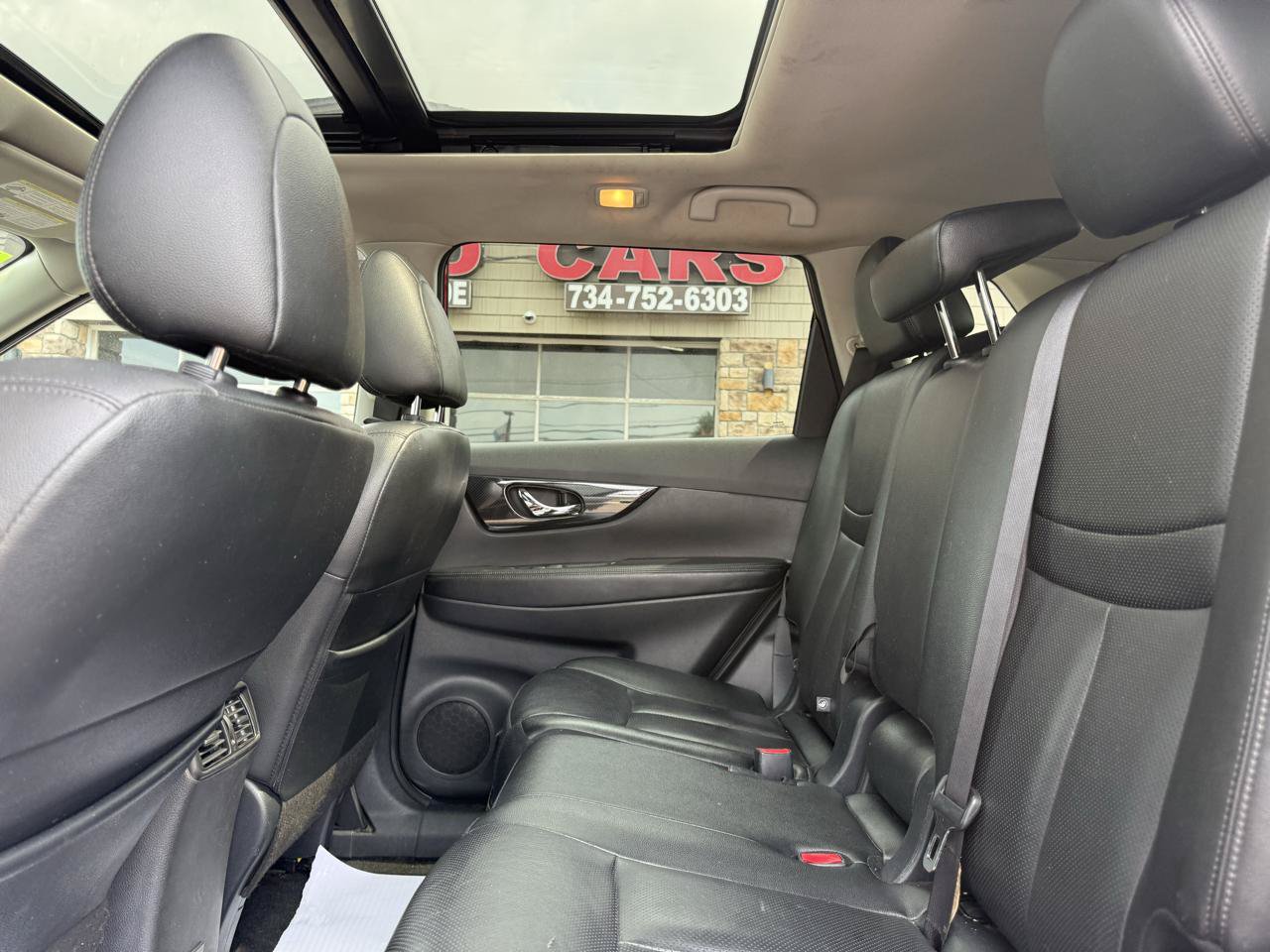 Used 2020 Nissan Rogue SL w/ Premium Package FWD image 12