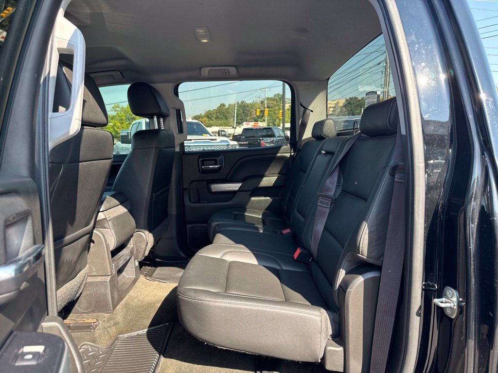 Used 2017 Chevrolet Silverado 1500 LT w/ All Star Edition AWD/4WD image 26