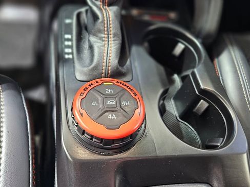 Used 2025 Ford Bronco Raptor image 36