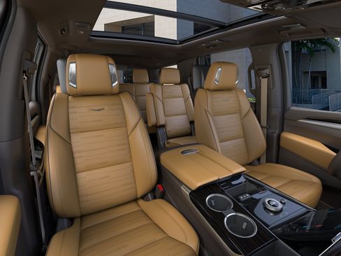 New 2026 Cadillac Escalade Luxury w/ LPO, Radiant Package AWD/4WD image 16