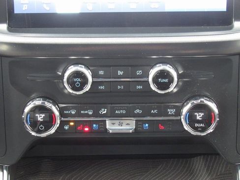 Used 2021 Ford F150 Platinum w/ Equipment Group 701A High image 36